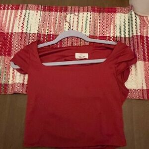 Women's Red Top- SHIPPING PRICE NOT INCLUDED